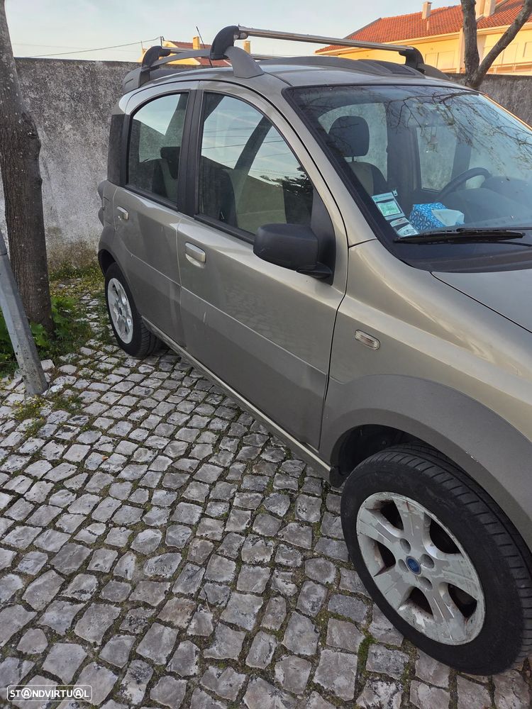 Fiat Panda 1.3 16V M-jet 4x4 Cross - 2