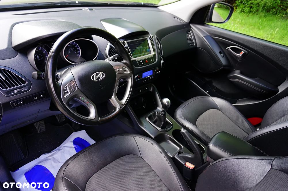 Hyundai ix35 1.6 2WD Fifa World Cup Edition - 22