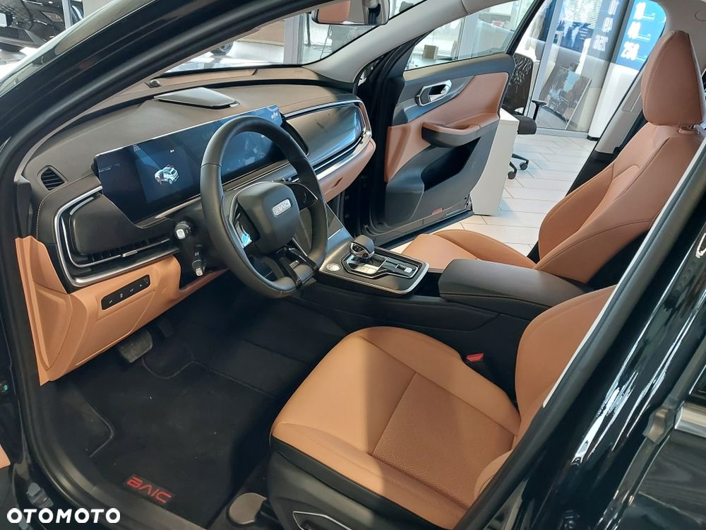 BAIC 7 1.5T Luxury Plus DCT - 7