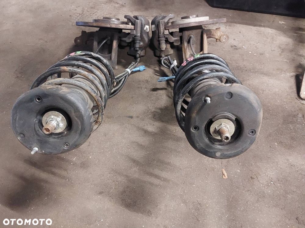 AMORTYZATOR SPRĘŻYNA ZWROTNICA LEWY PRAWY PRZÓD HAMULCE CITROEN C3 I 1.1 8V - 2