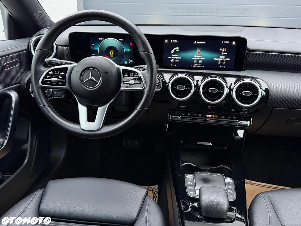 Mercedes-Benz CLA - 8