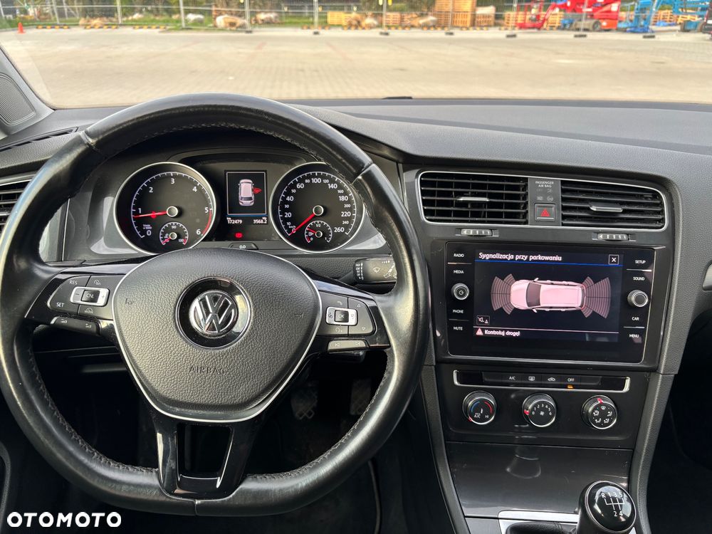 Volkswagen Golf 1.6 TDI BMT Comfortline - 15