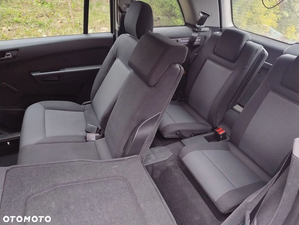 Opel Zafira ver-1-9-cdti-elegance - 10