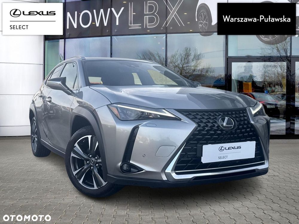 Lexus UX - 4