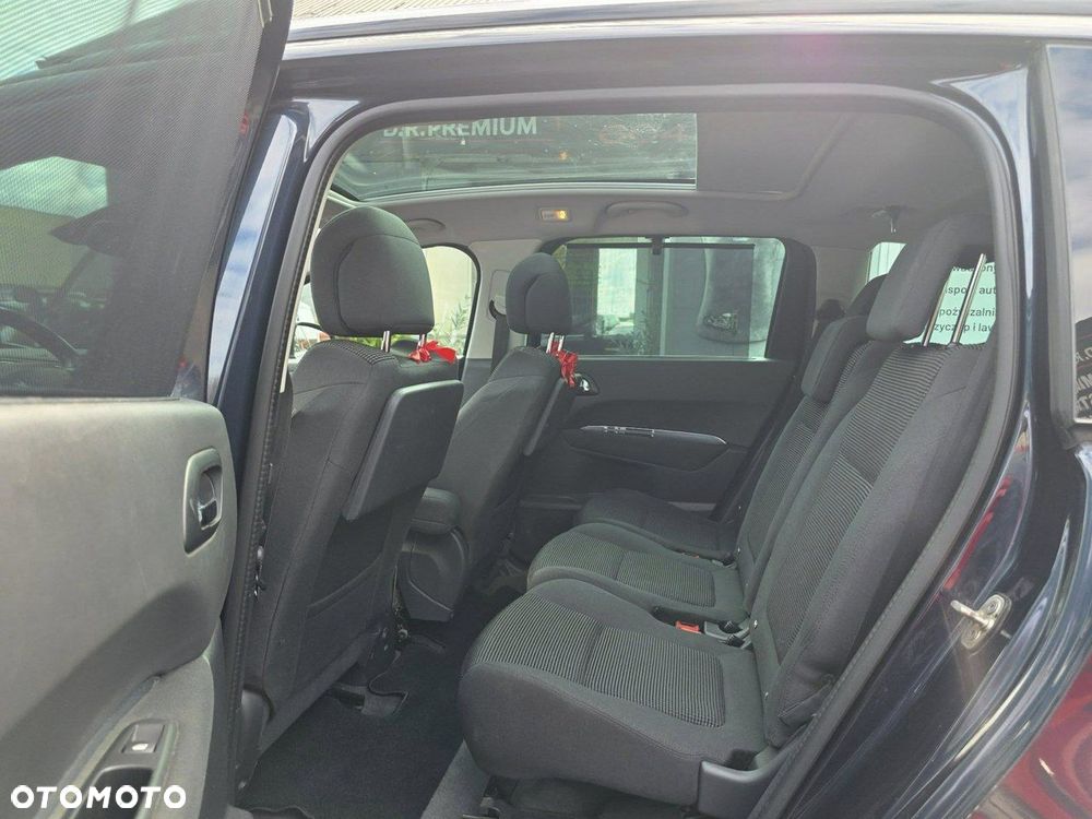 Peugeot 5008 HDI FAP 115 Family - 26