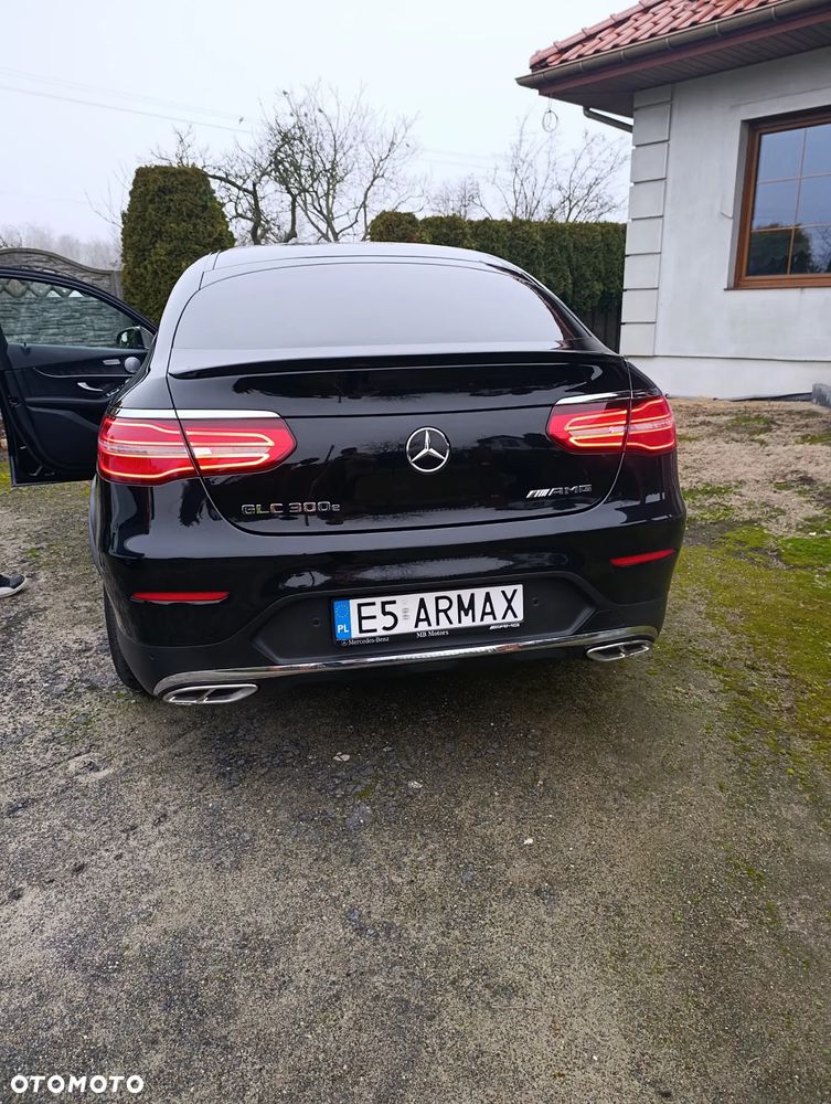 Mercedes-Benz GLC - 37