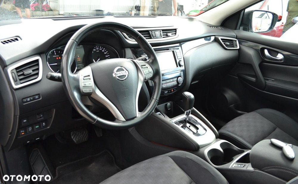 Nissan Qashqai 1.6 dCi Xtronic TEKNA+ - 21