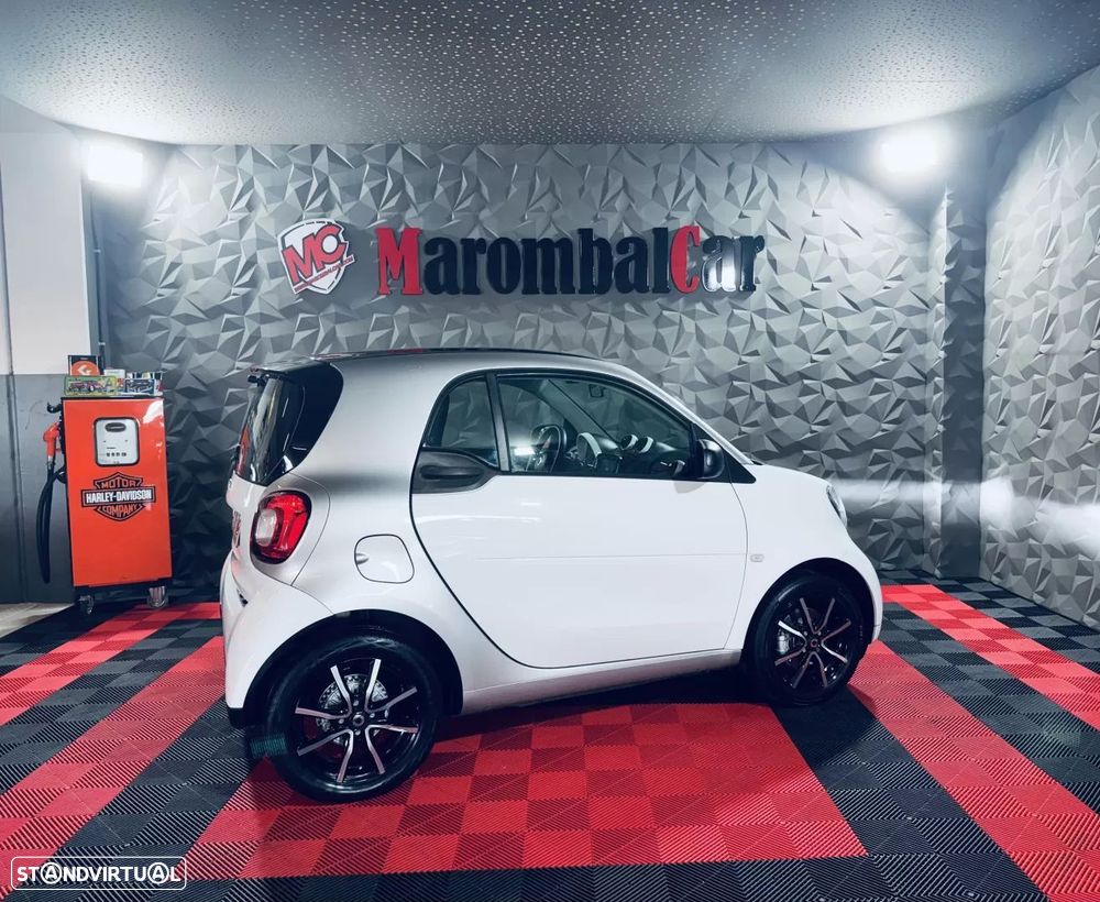 Smart ForTwo Coupé 1.0 mhd Pulse 71 Softouch - 3