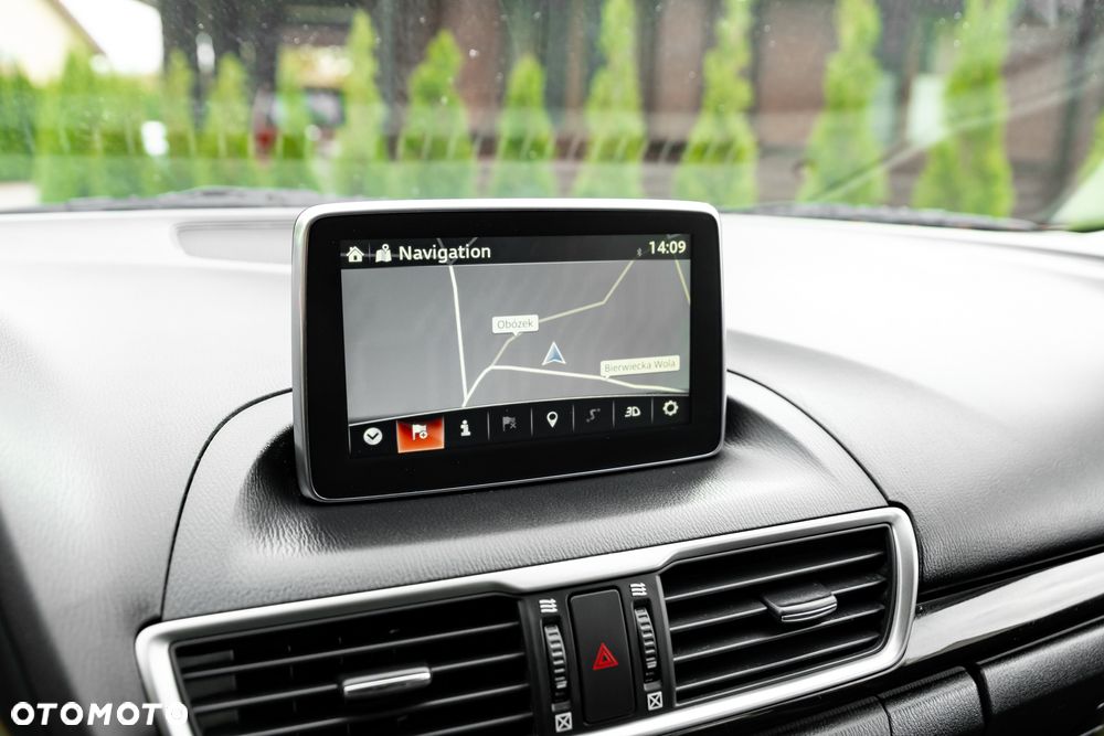 Mazda 3 SKYACTIV-G 120 NAKAMA - 39