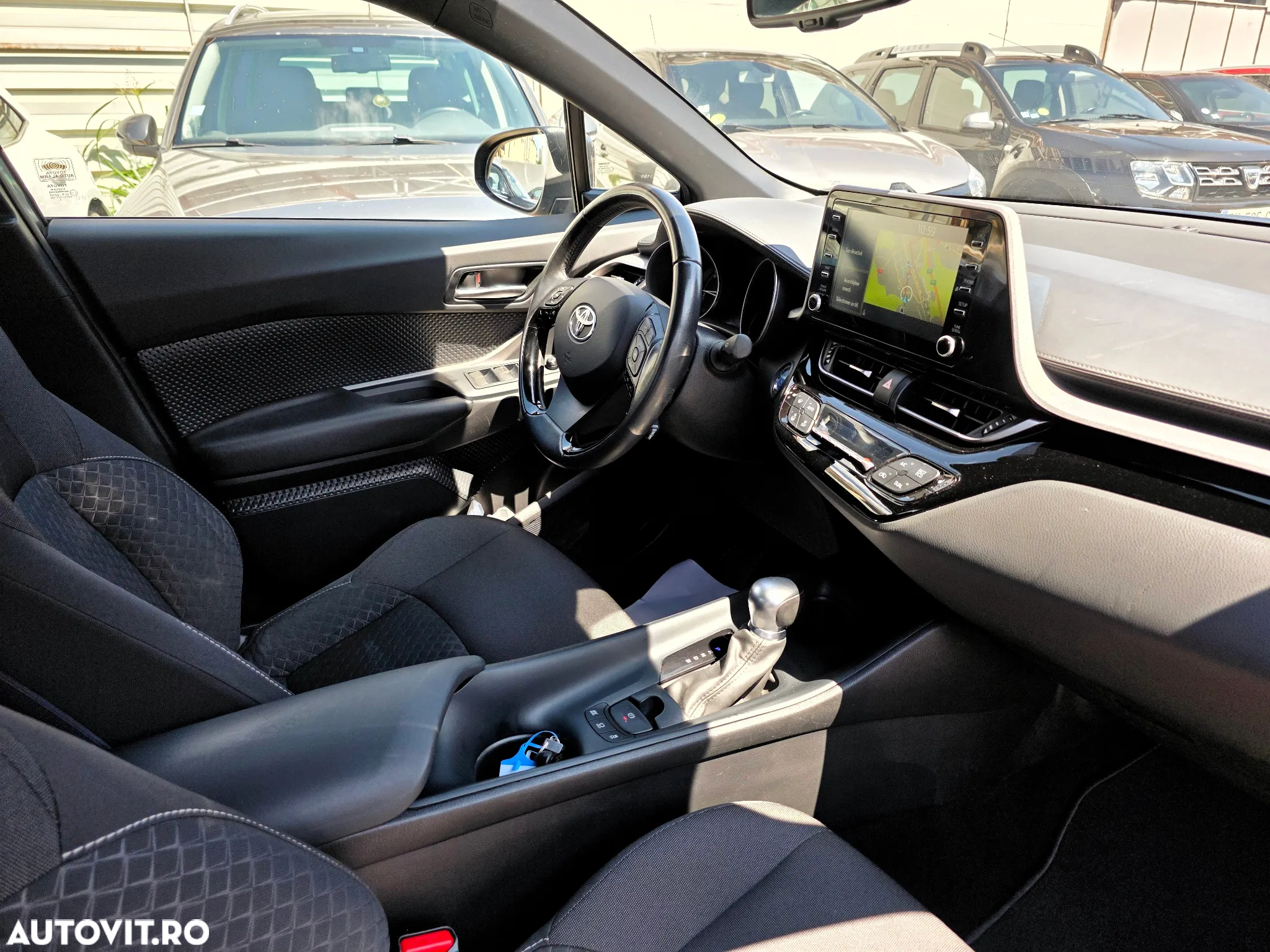 Toyota C-HR 1.8 HSD 4x2 CVT C-lassy LED - 16