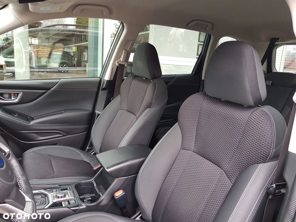 Subaru Forester 2.0i-L Active (EyeSight) Lineartronic - 11