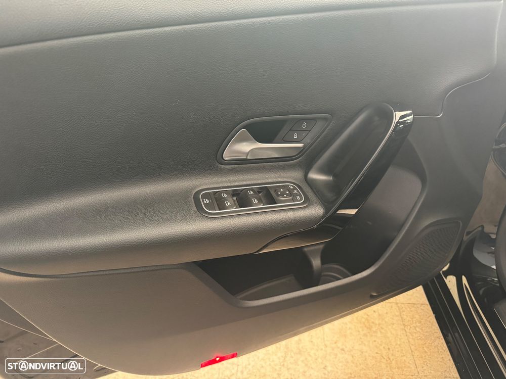 Mercedes-Benz A 160 Style Plus - 10