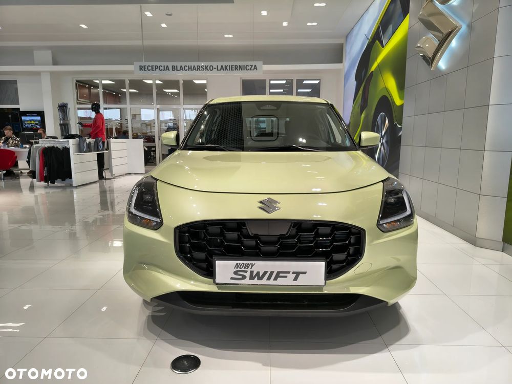 Suzuki Swift 1.2 Dualjet SHVS Premium Plus CVT - 7