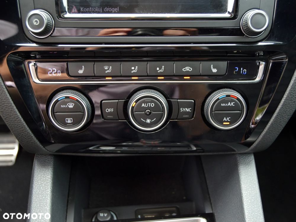 Volkswagen Jetta - 16
