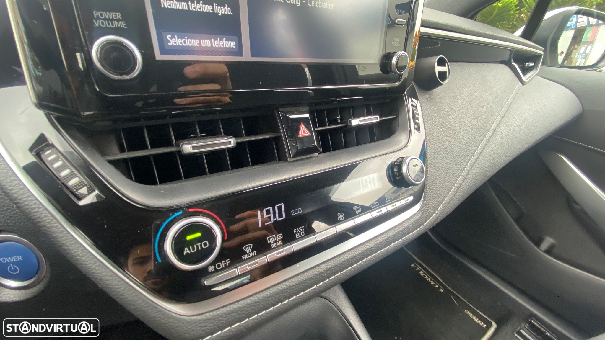 Toyota Corolla 1.8 Hybrid Comfort - 46