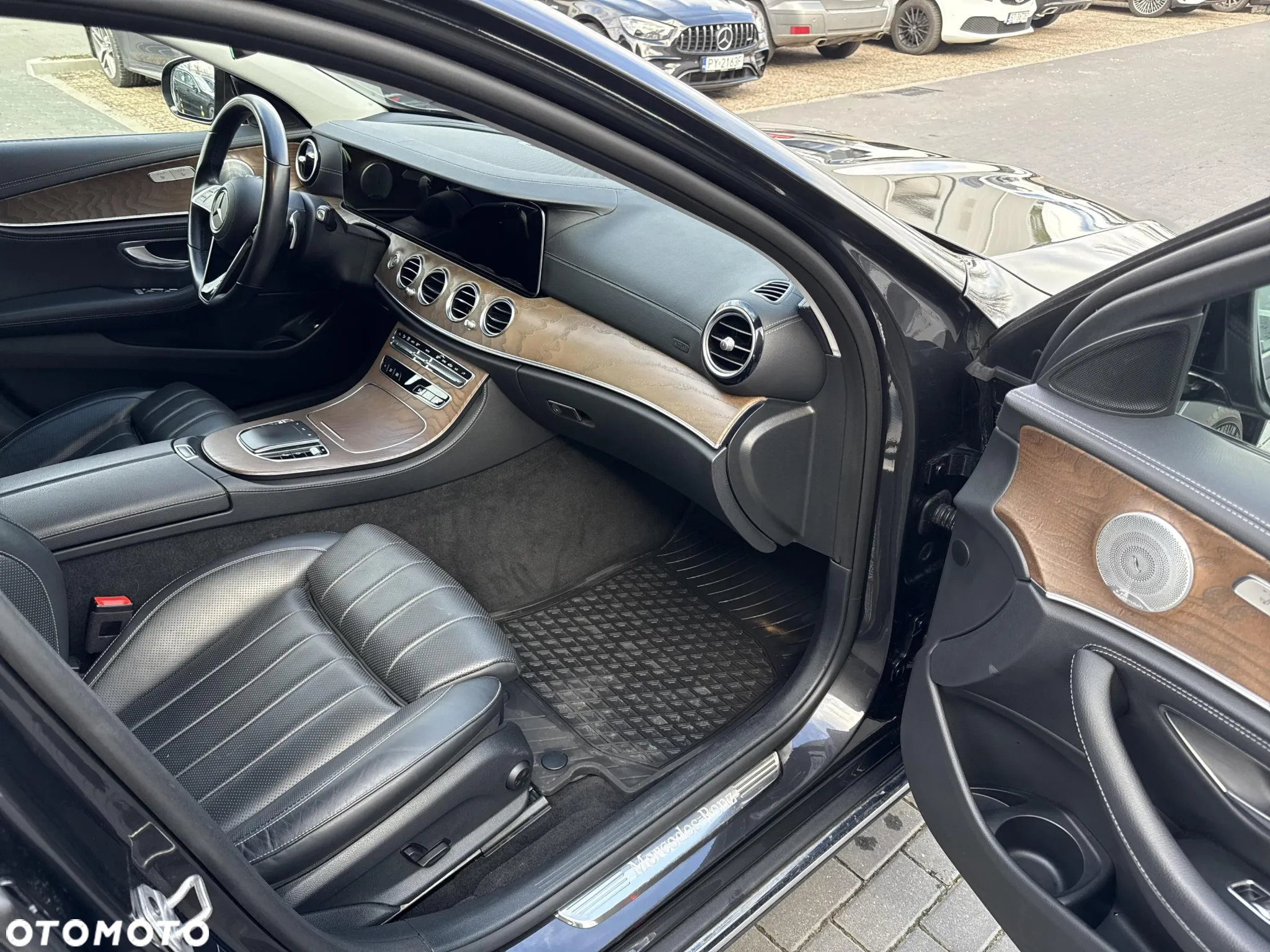 Mercedes-Benz Klasa E 220 d 4Matic T All-Terrain 9G-TRONIC Avantgarde - 20