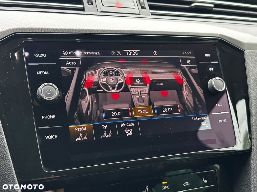 Volkswagen Passat - 21