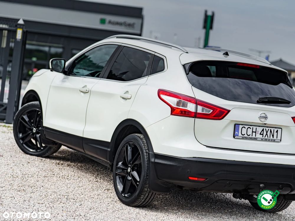 Nissan Qashqai 1.6 dCi Xtronic TEKNA+ - 7