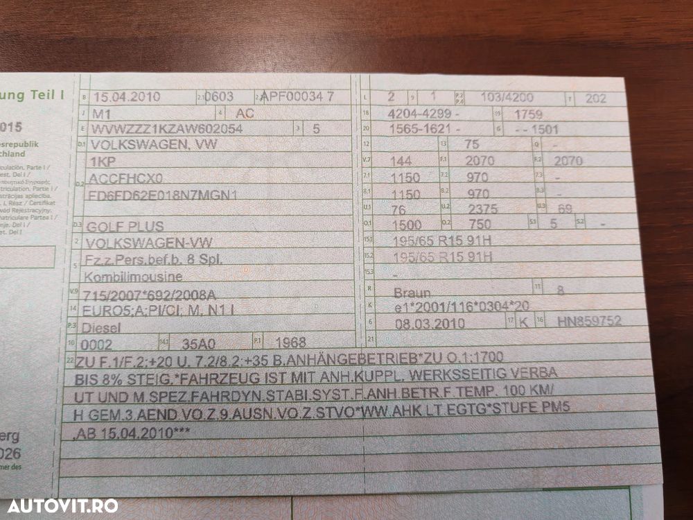 Volkswagen Golf Plus 2.0 TDI DSG Comfortline - 33