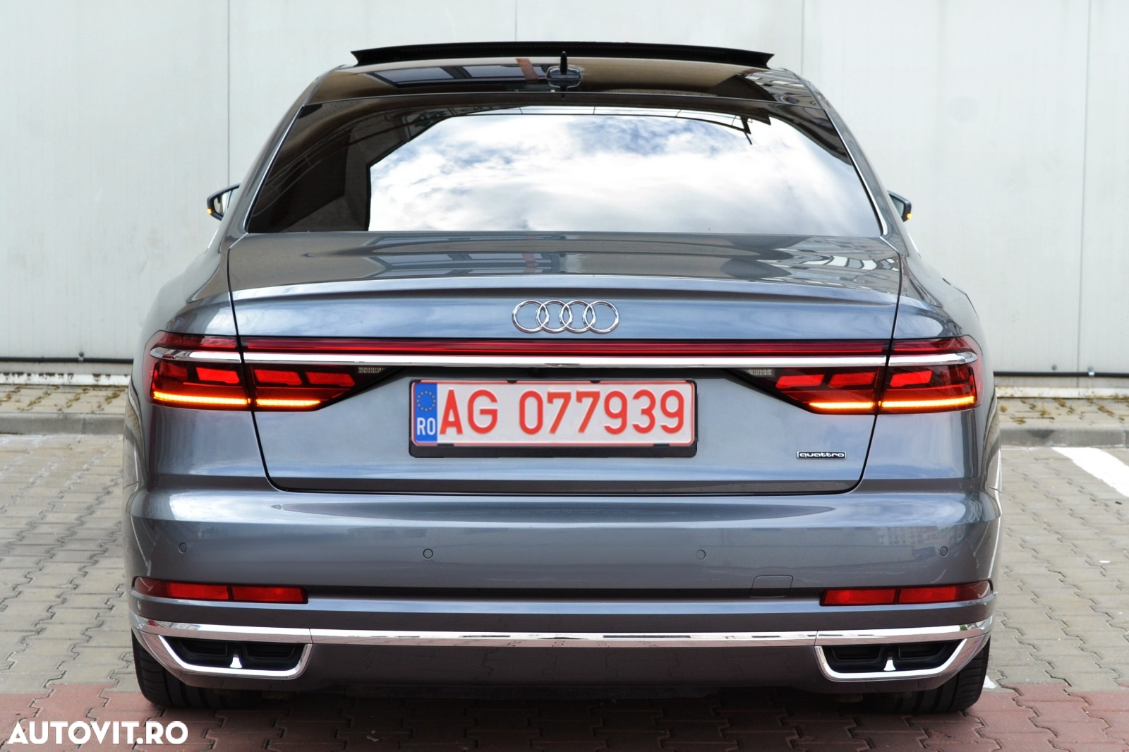 Audi A8 L 55 TFSI quattro tiptronic - 12