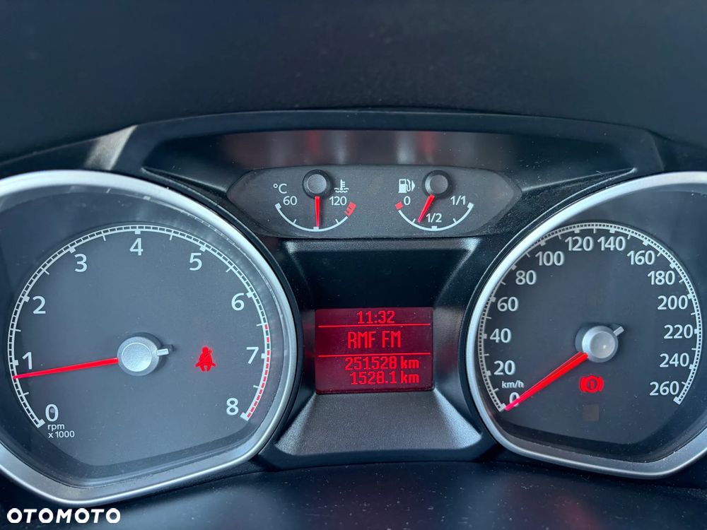 Ford Mondeo 2.0 Ghia X - 20