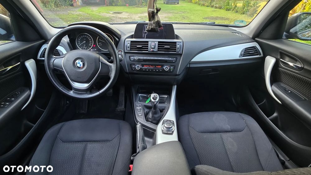 BMW Seria 1 116d - 10
