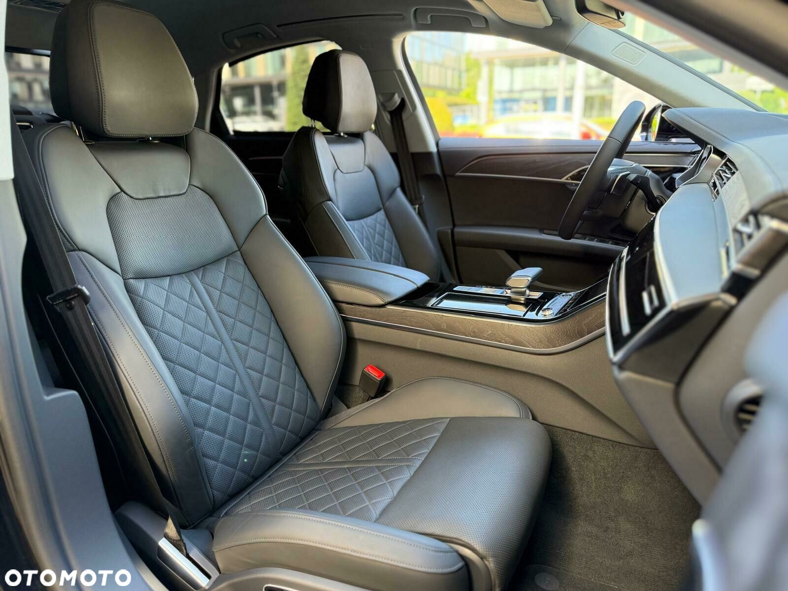 Audi A8 - 21