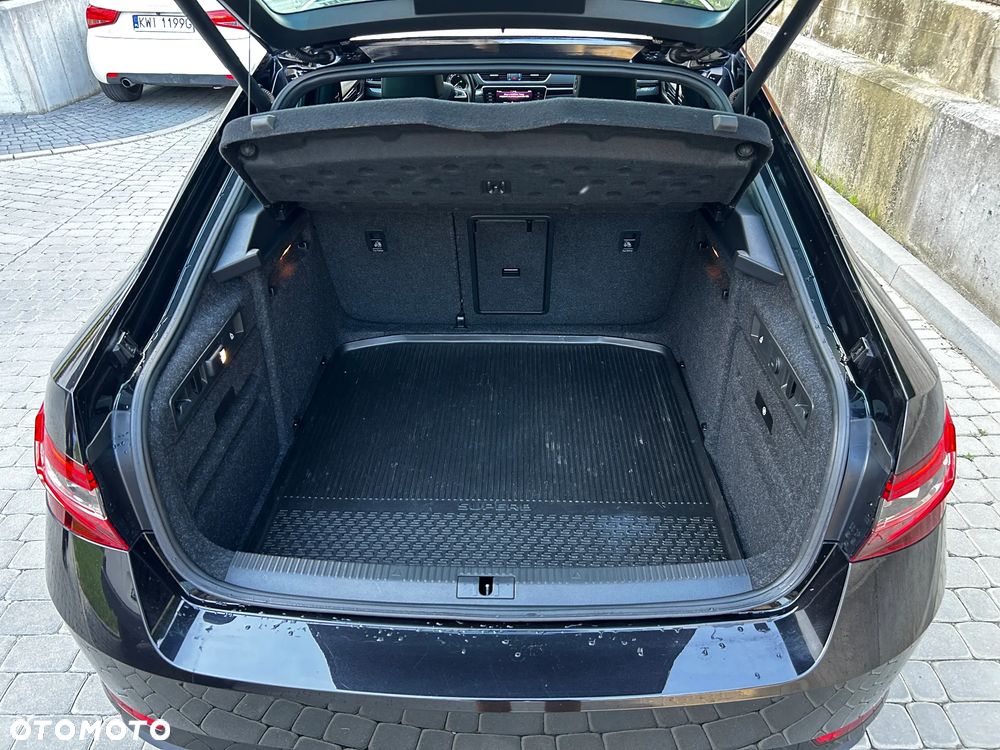 Skoda Superb 1.8 TSI DSG L&K - 14
