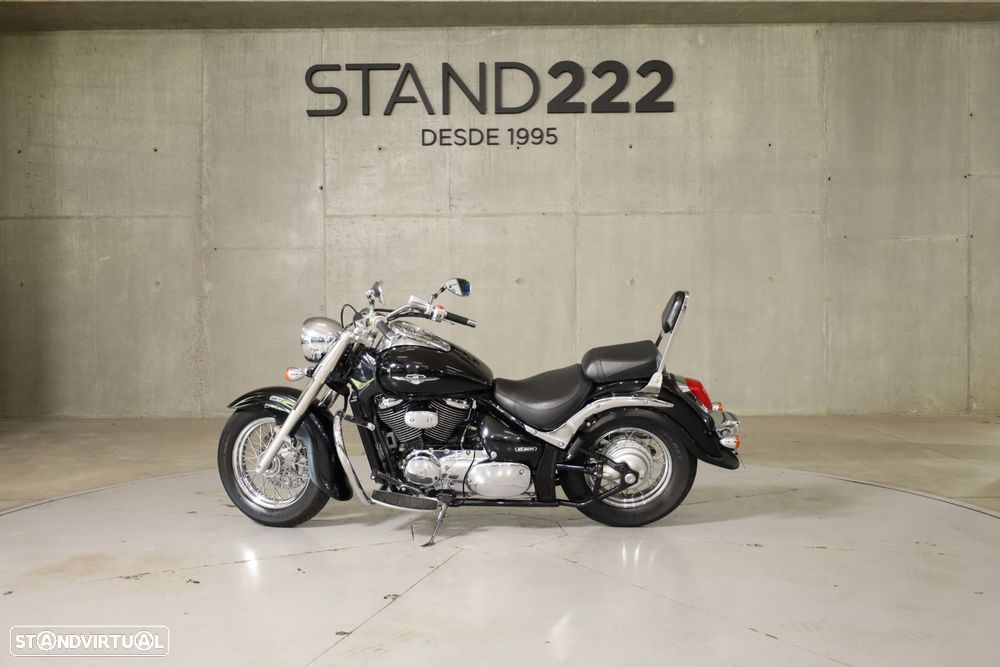 Suzuki Intruder C800 - 8