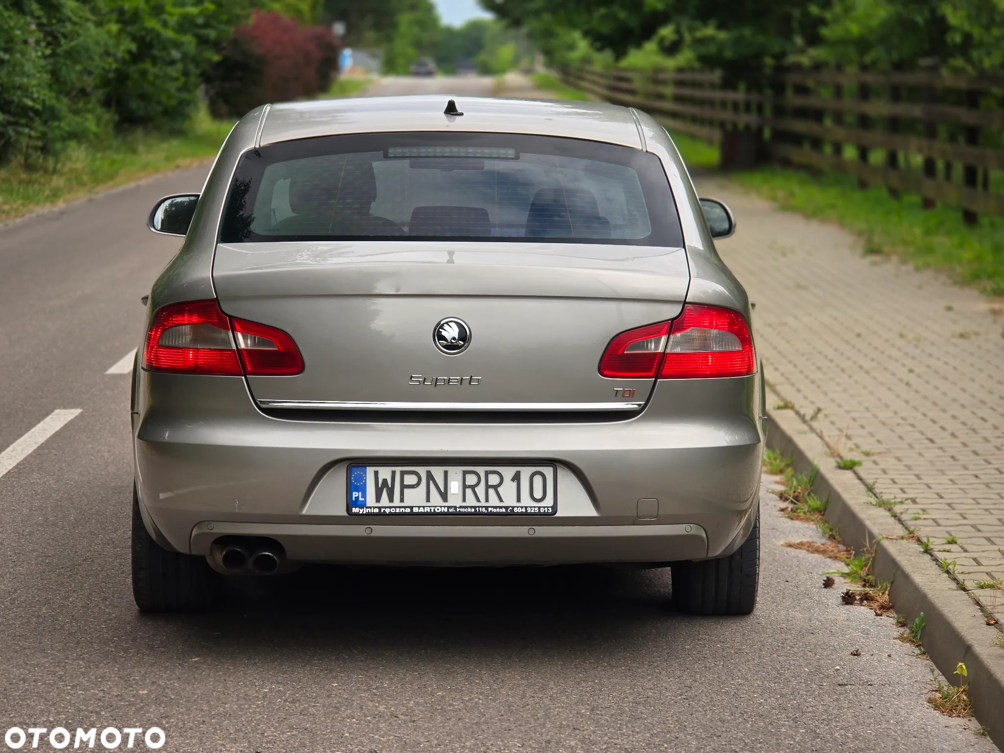 Skoda Superb 2.0 TDI Ambition DSG - 15