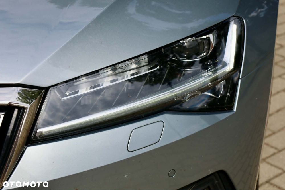 Skoda Superb 1.5 TSI Active DSG - 6