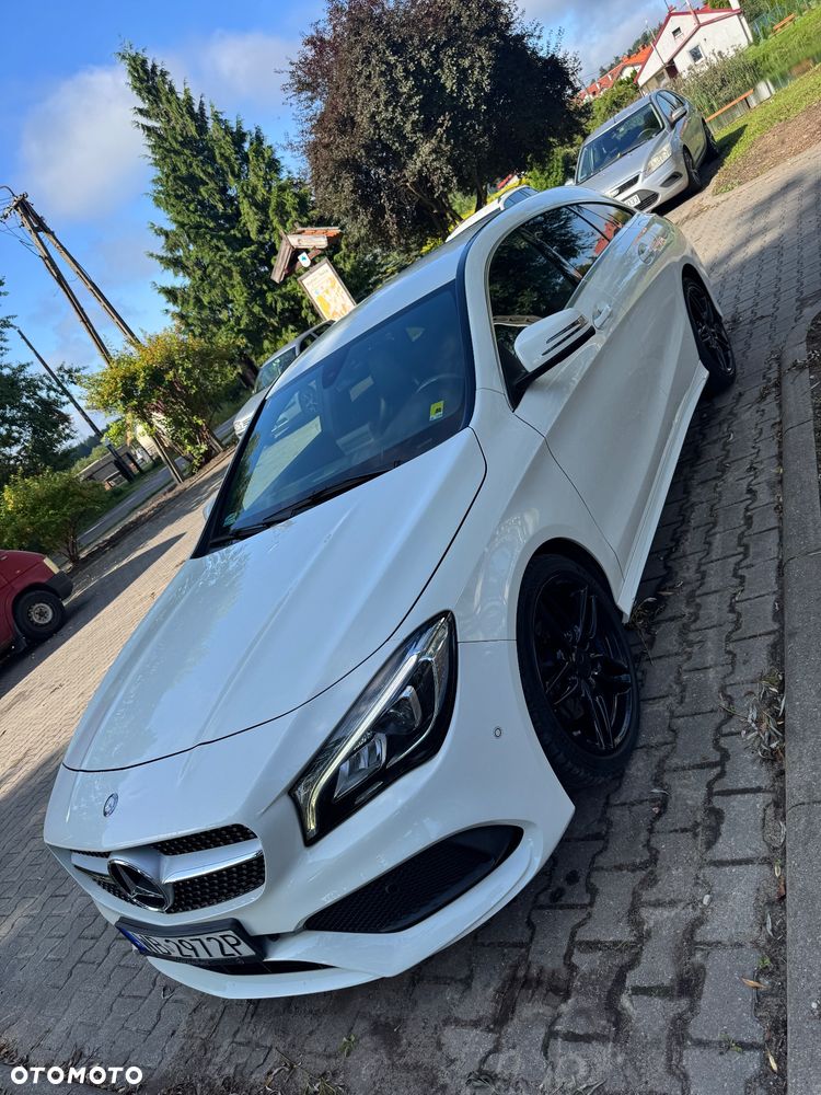 Mercedes-Benz CLA 200 7G-DCT AMG Line - 16