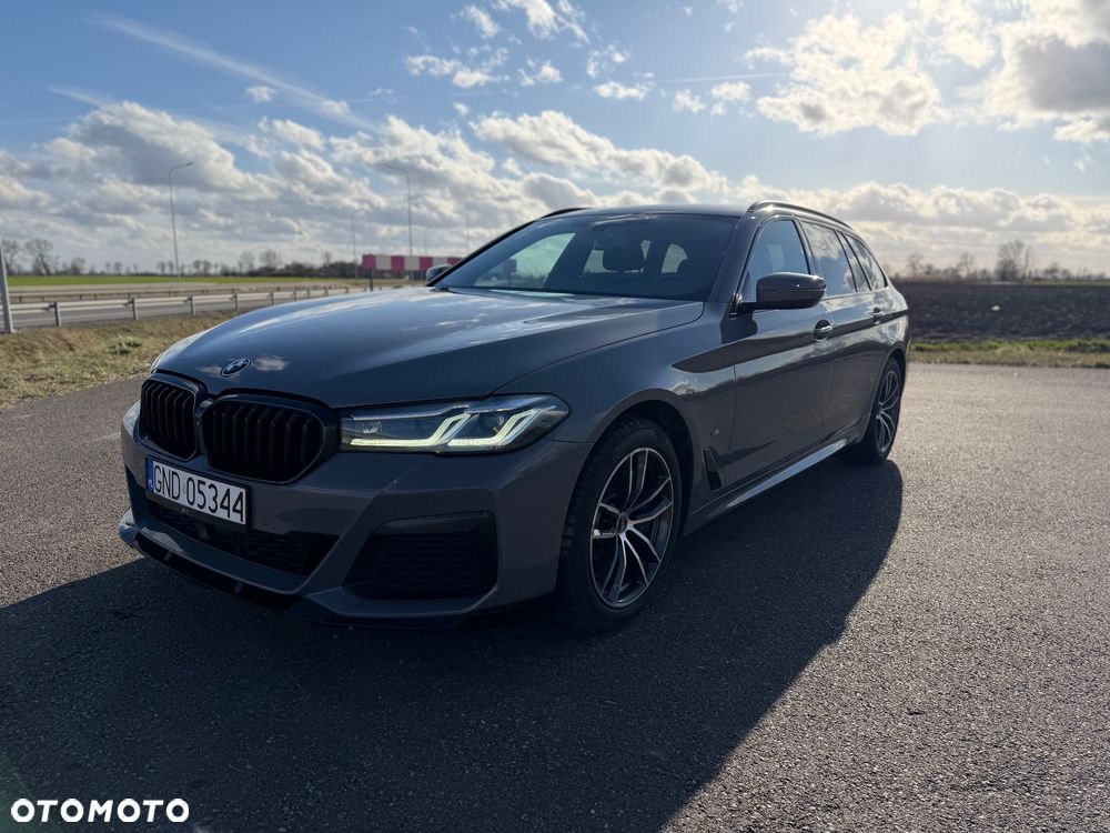 BMW Seria 5 520d xDrive - 12