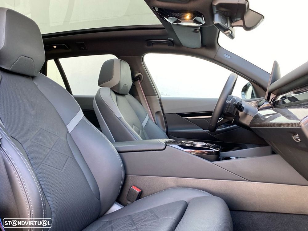 BMW 520 d Pack Desportivo M Pro - 22