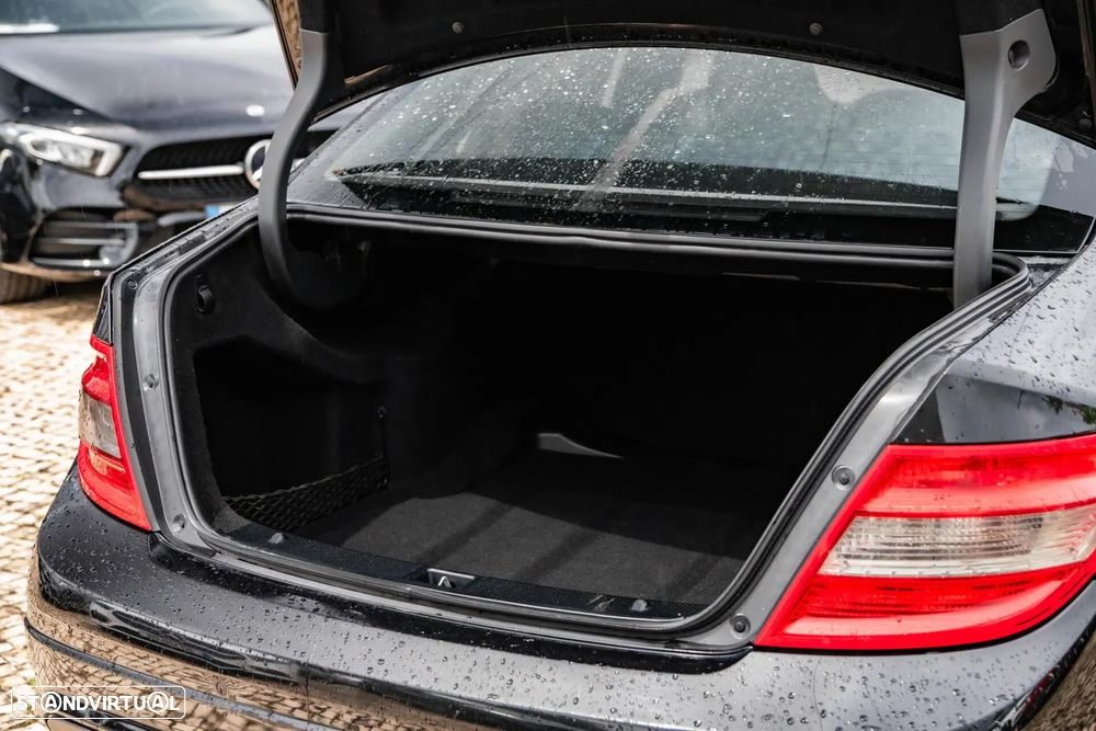 Mercedes-Benz C 220 CDI Avantgarde - 12