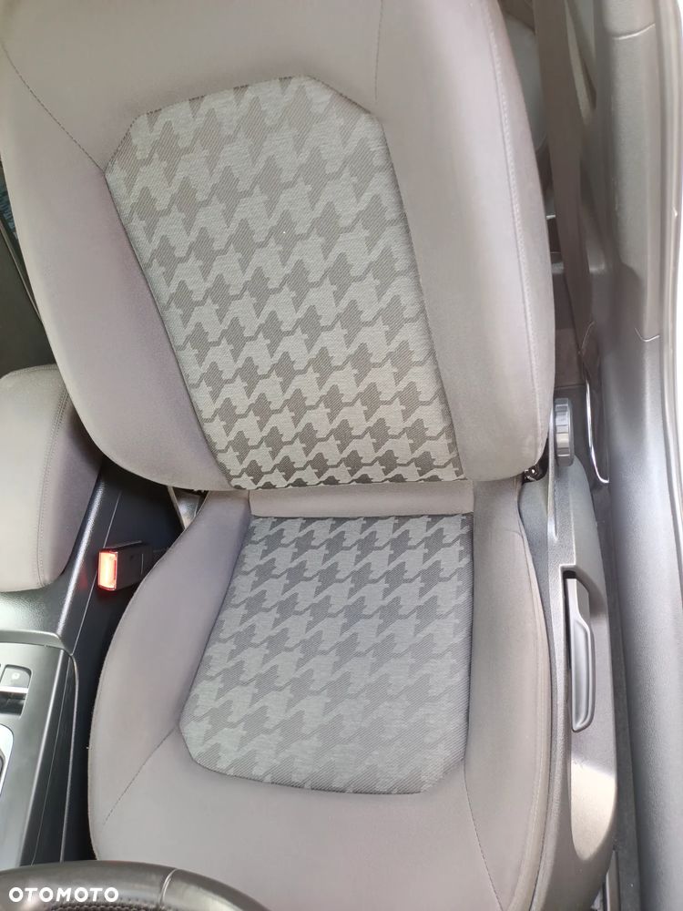 Audi A3 3-drzwiowe 1.4 TFSI Ambiente - 8