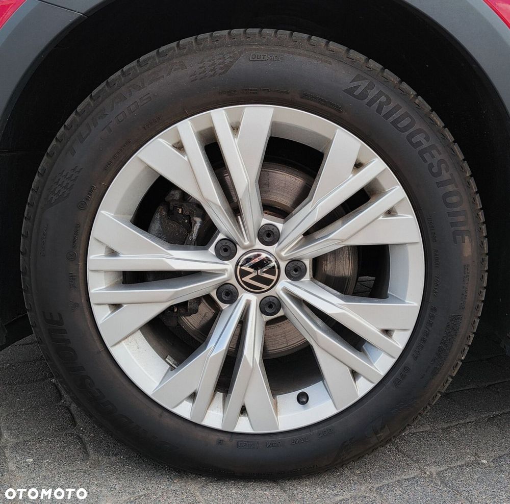 Volkswagen Passat - 28
