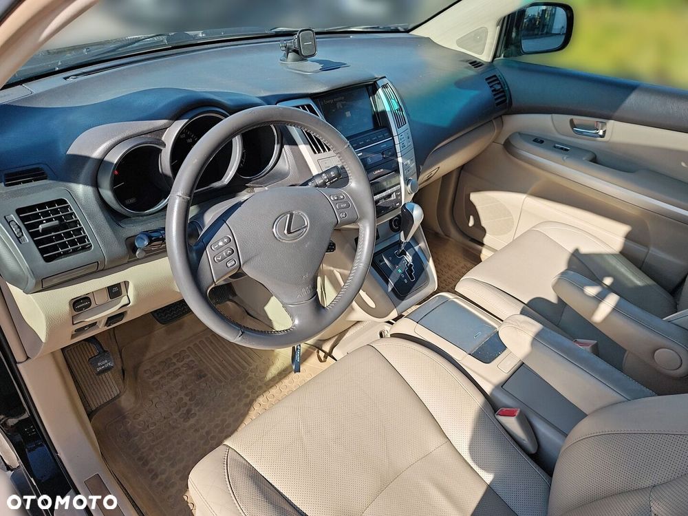 Lexus RX - 22