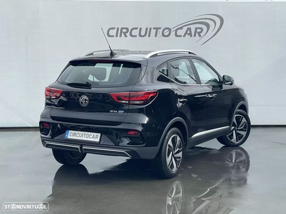 MG ZS Luxury - 4