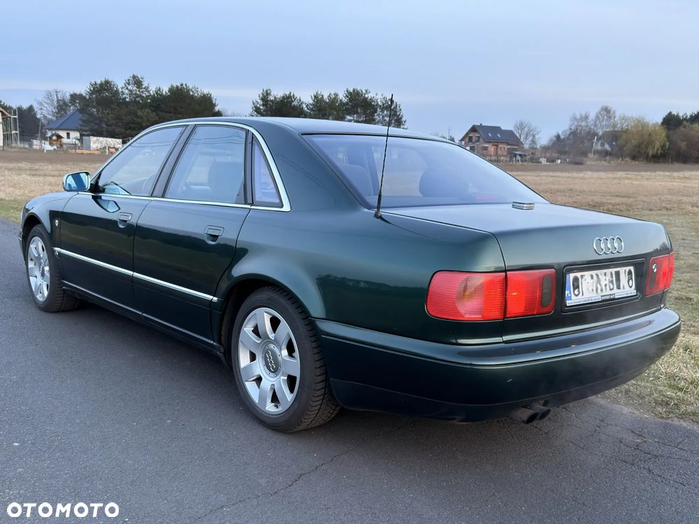 Audi A8 2.8 Quattro - 2