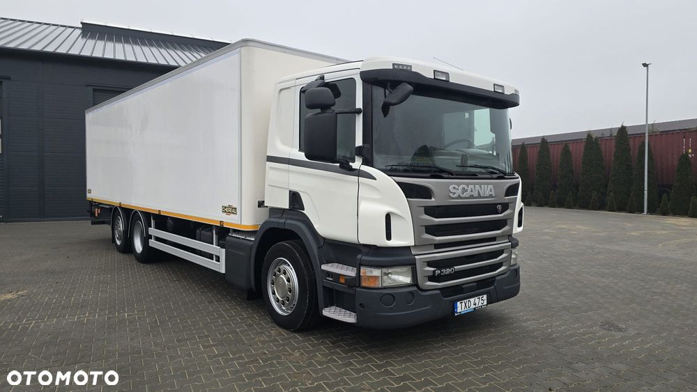 Scania P320 Euro 6 6x2 chłodnia izoterma kurierka 20 palet niski przebieg! super stan! rama do zabudowy laweta - 34
