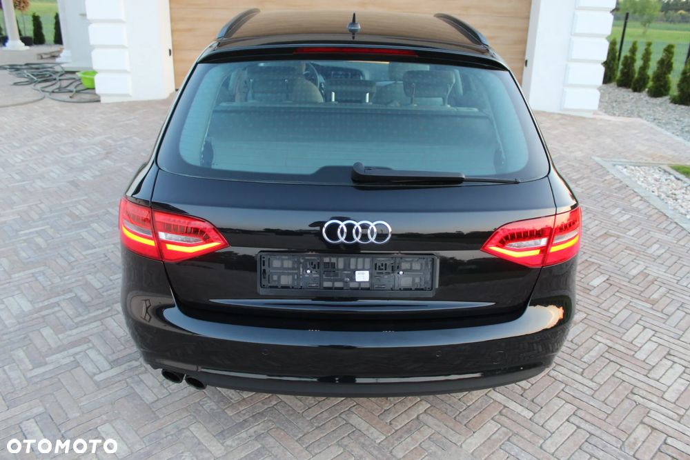 Audi A4 Avant - 15