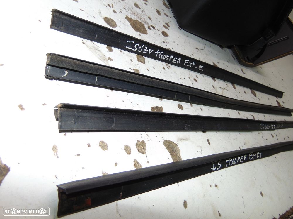 Isuzu trooper porta luvas/Raspadores - 6