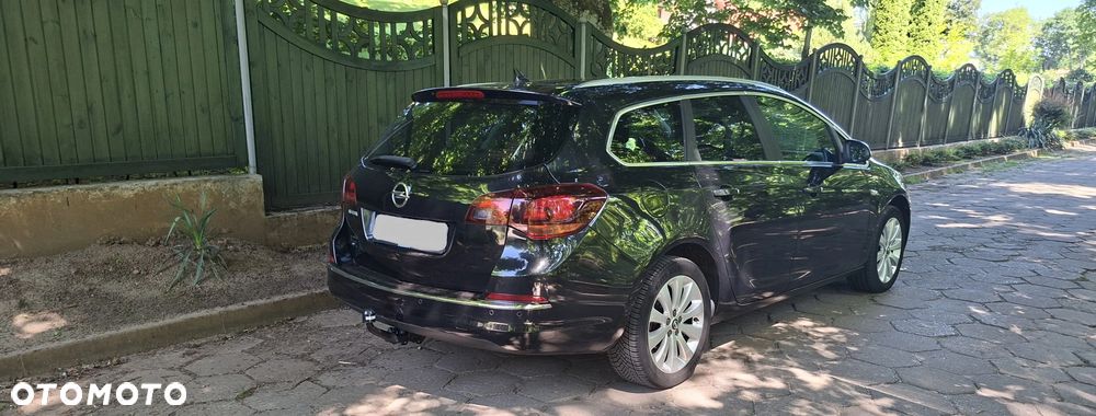 Opel Astra 1.4 T Cosmo EU6 - 10