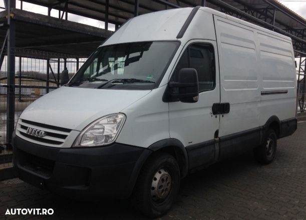 Dezmembram Iveco Daily 3,2.3 jtd,an fabr 2009 - 3