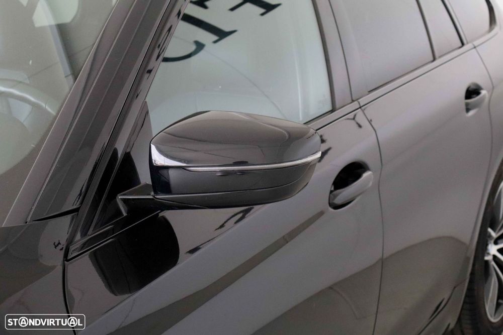 BMW 520 d Pack Desportivo M Auto - 31
