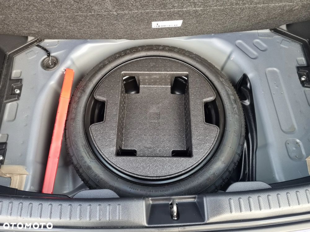 Toyota Yaris 1.5 Comfort - 23