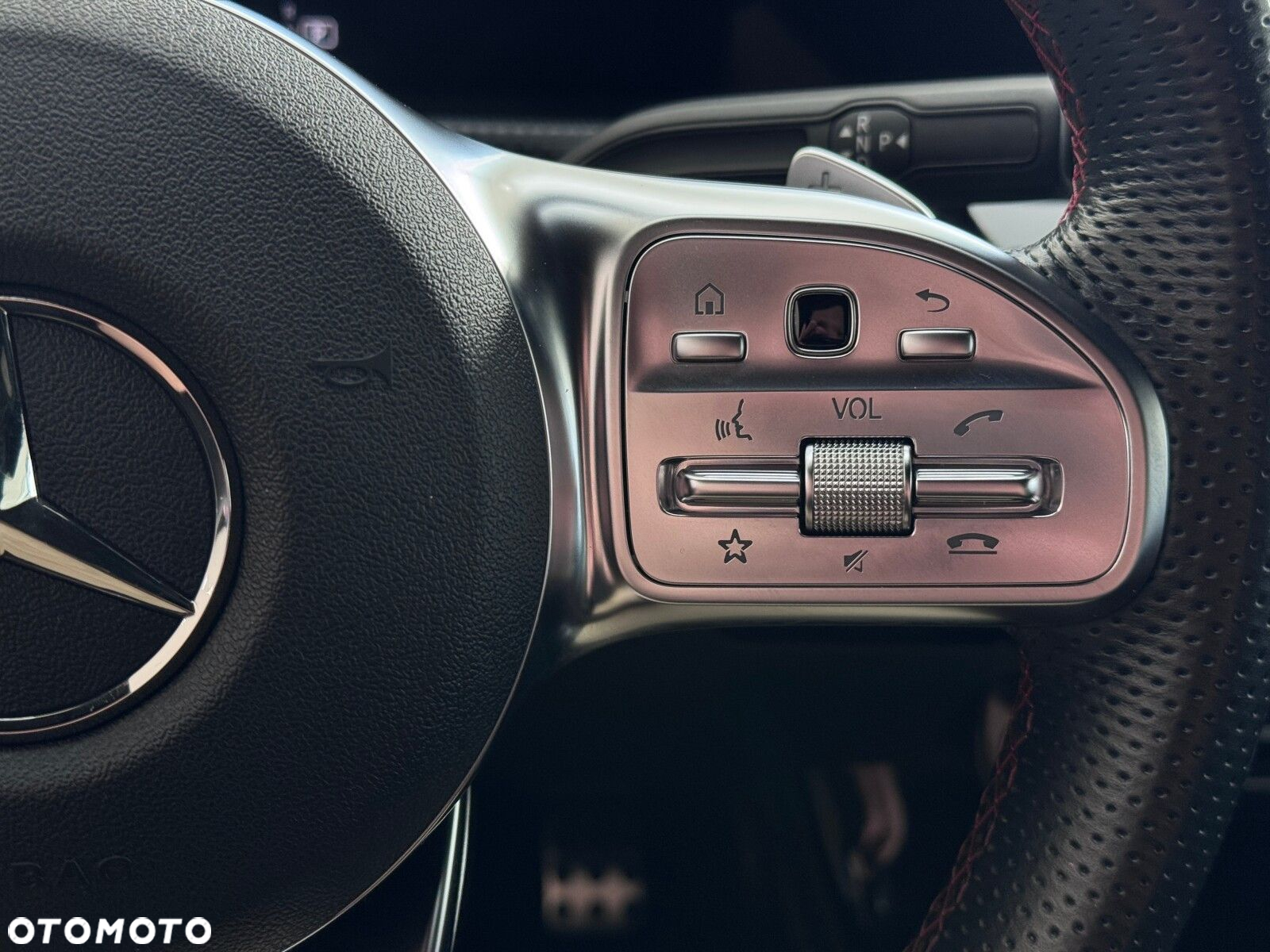 Mercedes-Benz CLA 200 AMG Line 7G-DCT - 23