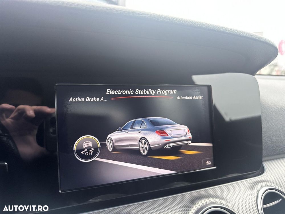 Mercedes-Benz E - 19