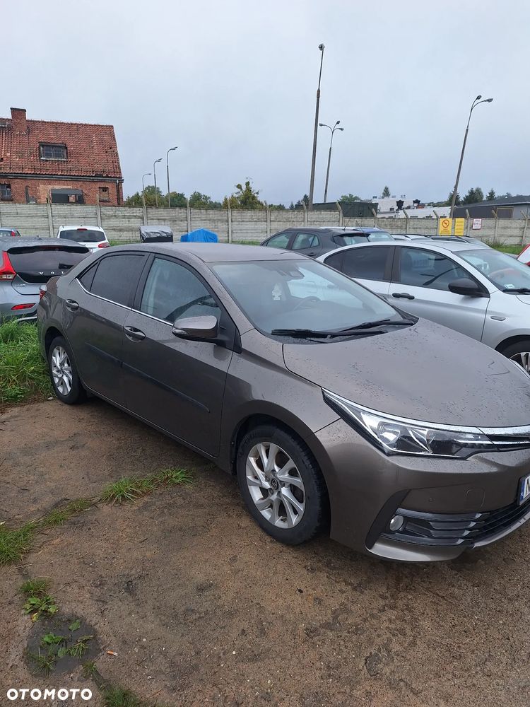Toyota Corolla 1.6 Comfort - 3